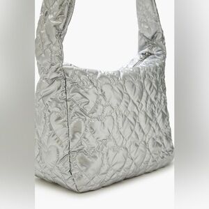 Forever 21 Metallic Silver Hearts Puffer Quilted Large Zipper Shoulder Bag NWT